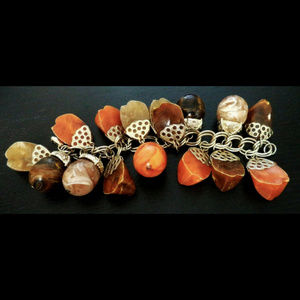 Vintage Jewelry - vintage chunky marbled acorn lucite charm bracelet Vintage Jewelry - vintage chunky marbled acorn lucite charm bracelet